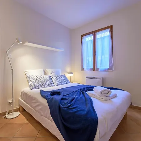 Escapade A Six-fours - Plage, Terrasse & Parking 아파트 *
